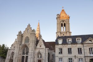 Eglise St Pierre Senlis, Hauts-de-France, France
